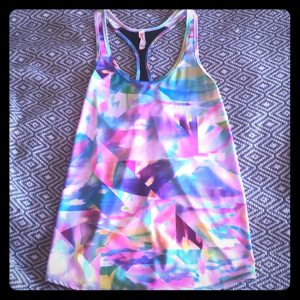 🌸EUC Lucy Workout Tank🌸